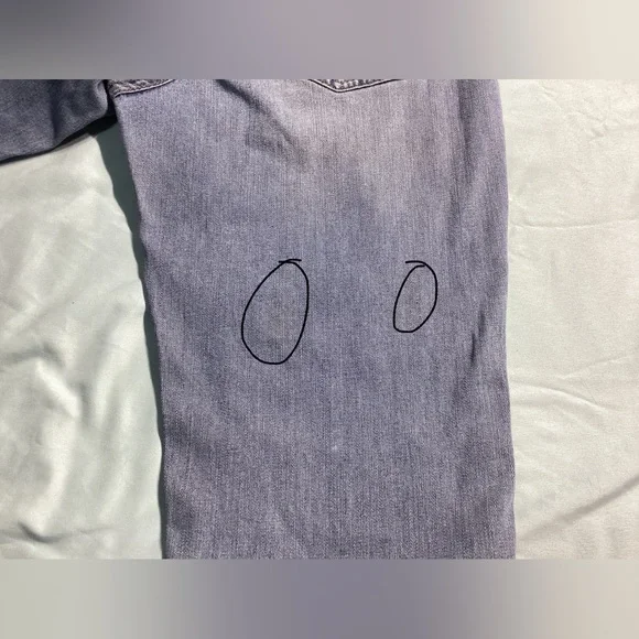 White House Black Market Blanc Light Wash Capri Jeans Size 4 - Picture 10 of 11